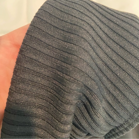 Black Ribbed Bikini Top - Picture 5 of 5